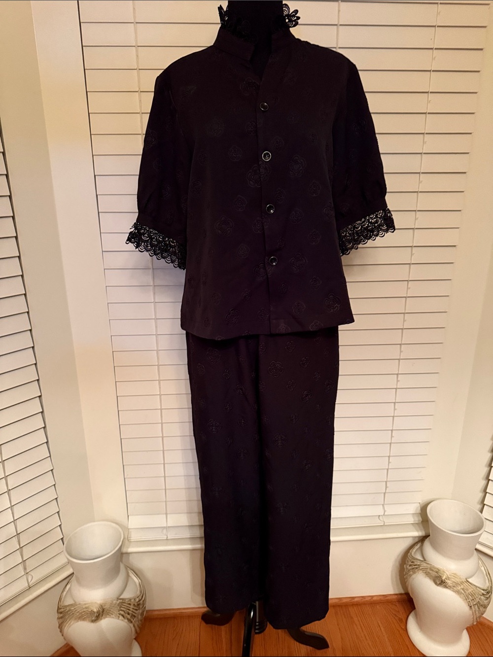 Black Embroidered Wide-Leg‎ Pants And Button Up Top Matching Set Size S-M